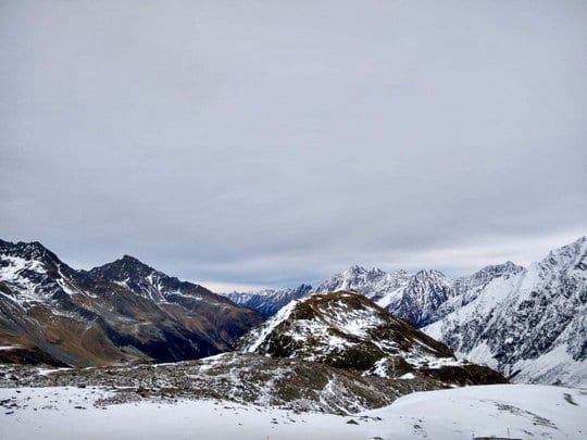 Berge mit Schnee - Pamoramablick