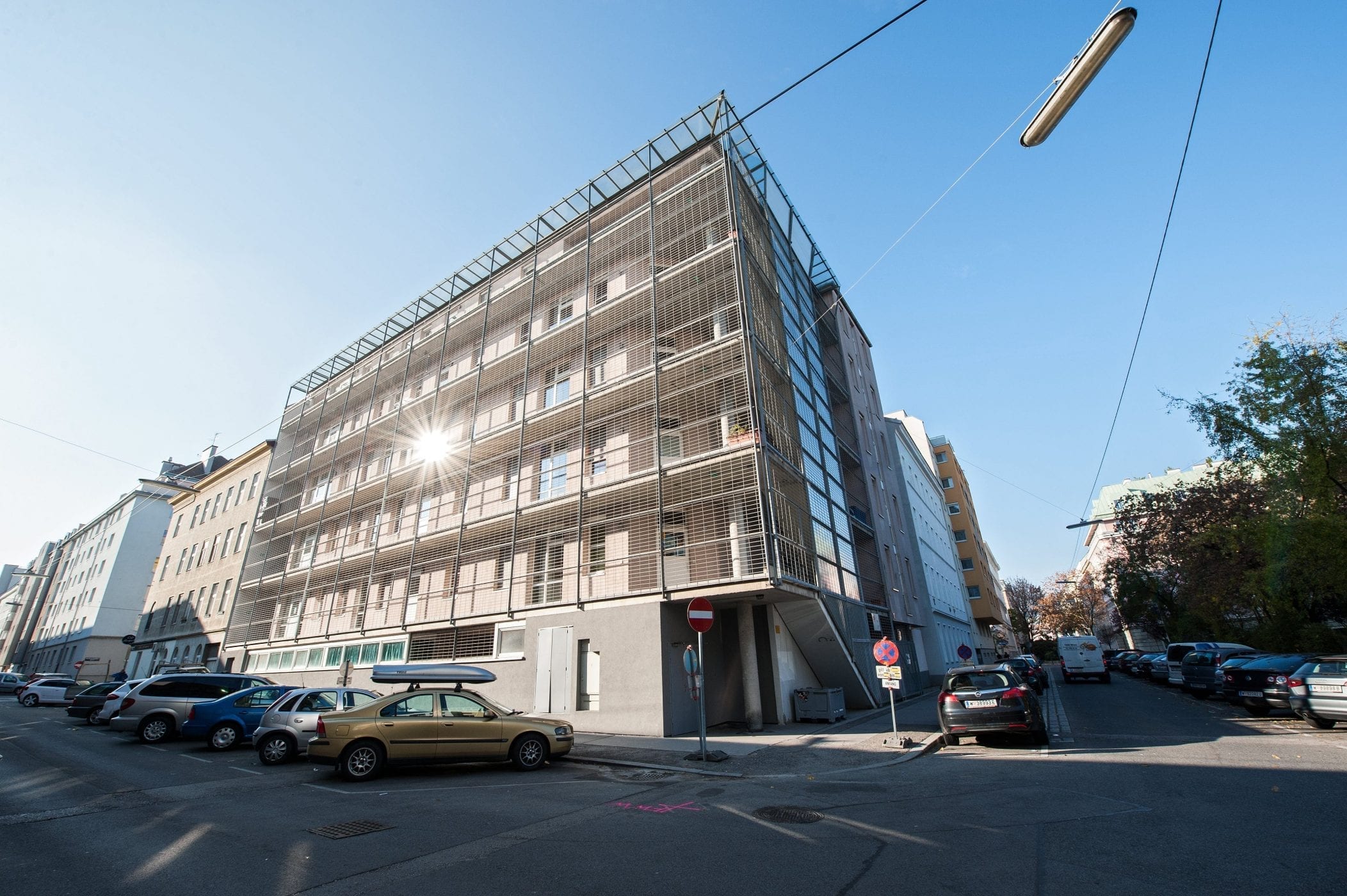 10., Erlachplatz 5 — official property photo